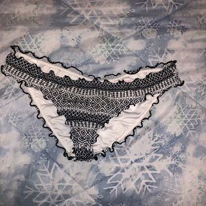 VS black and white ruched bikini bottom